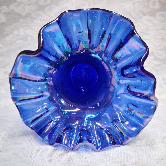 Vintage Gibson Glass Vase Iridescent Blue Ruffle Top Carnival Crackle Finish 6.5 - Picture 13 of 17
